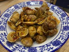 -江城燕子大排档(江汉路步行街店)