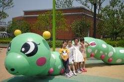 -季高兔窝窝亲子园(上海薰衣草公园店)