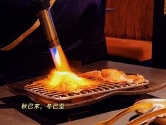 -铭牛烧肉·和牛海鲜自助(高新月牙湖店)