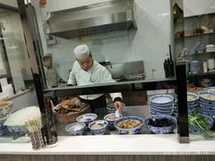 -崇德楼水盆牛羊肉泡馍馆(文艺路店)