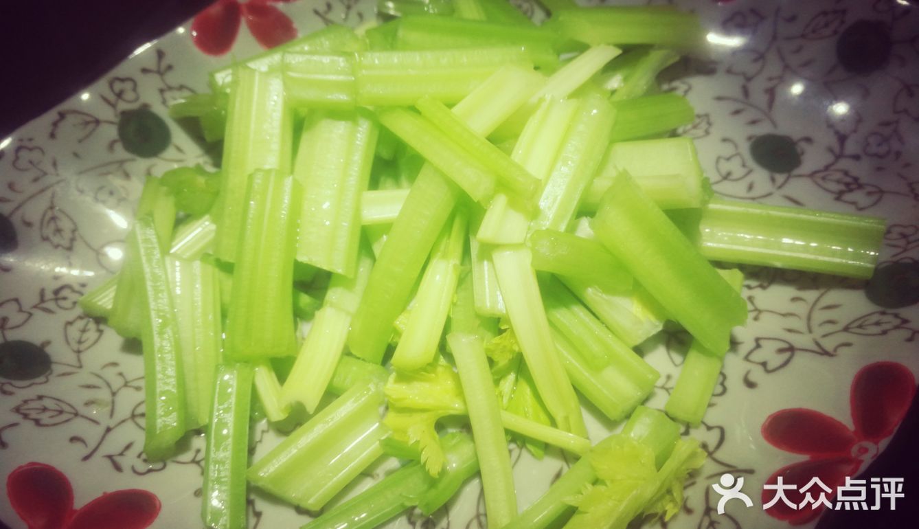 过年大鱼大肉来个清淡小炒吧