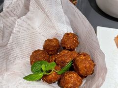 老北京干炸丸子-小大董·烤鸭(观景餐厅·南京西路店)