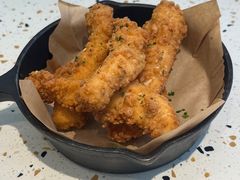 -必胜客(WOW西丽店)