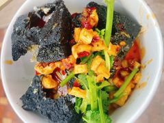 -黑色经典臭豆腐·湖南特产(步行街店)