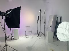 -米游妙妙屋cosplay换装自拍摄影体验馆