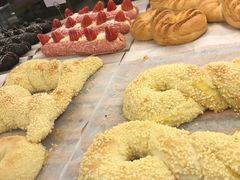 -奈雪的茶(湖滨银泰in77C区PRO店)
