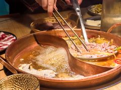 -洱火云南酸菜牛肉火锅(石景山当代商城店)