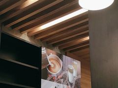 -Chom Cafe and Restaurant