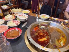 -沸炉重庆老火锅(军事博物馆店)