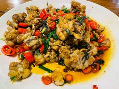爆炒紫苏牛蛙-湘里乡亲甲王二老店
