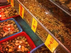 -鲜入围煮花胶鸡海鲜火锅