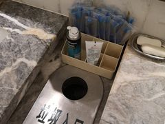 -弘安丽水温泉酒店