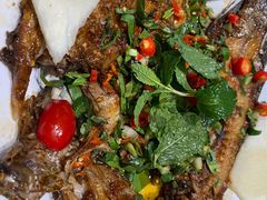 香茅草烤鱼-老滇山寨•云南特色菜•地方菜•民族风情歌舞表演(金碧店)