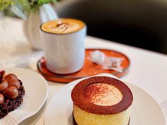 -潮一不贰·法式甜品·生日蛋糕·西式简餐(外滩店)