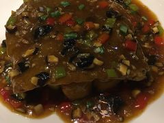 韭菜铬渣-东口码头·烧鸽子·鱼头泡饼·地方菜(金鹰悦城店)