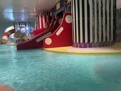 -涨巢·潮玩水疗局