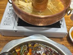 -乡土特色.冷锅鱼.牦牛肉汤锅