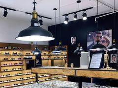 -罗伯特眼镜·蔡司官方授权(罗湖国贸店)