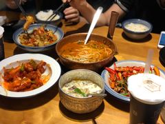 玫瑰凉粉-觅山云南菜(泊富ICITY店)