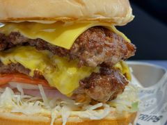 -TRIPS BURGER(大钟寺店)