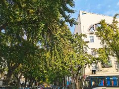 -良友书坊(安徽路店)