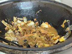 -粘豆包柴火铁锅炖