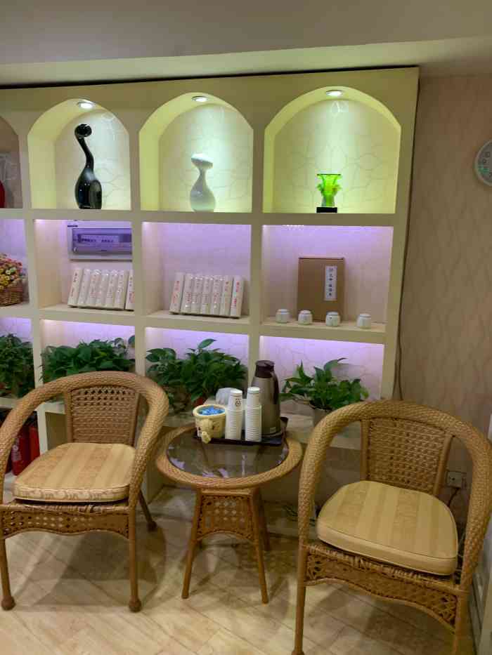 元和堂中医推拿艾灸(徐汇店)