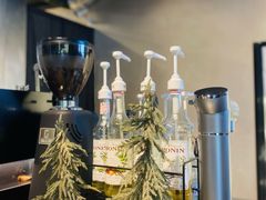 -J Create城市露营咖啡·简餐·宠物(上海动物园店)