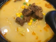 -陕味食族(西小口路店)