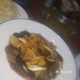 兴福镇“幸福镇”上的餐饮珍珠