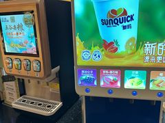 -岷山饭店-芝芝自助餐厅