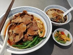 -粉吖吖·邵阳米粉(体育西路店)