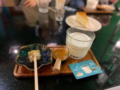 -默迹咖啡馆