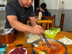 -苗侗地道红酸.酸汤鱼·酸汤牛肉