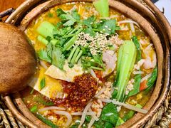 铜锅米线-麒麟风烤牛肉·云南烧烤小排档(丹凤街店)