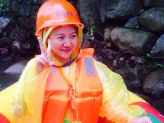 仙山谷激流漂流-仙山谷激浪漂流