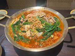 -张翻越·川渝冒菜·武汉黑鸭煲(城北万象城店)