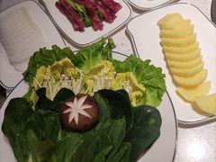 -三人行骨头王火锅(长寿店)