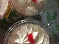 -红宝石·鲜奶小方·海派西点房(金杨店)
