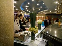 -迈豪国际酒店-百老汇旋转西餐厅