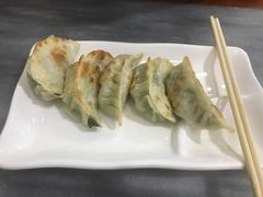 -黄师奶甜品店
