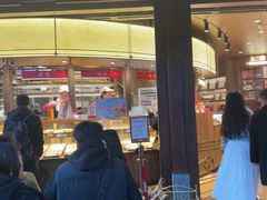 -嘉华鲜花饼·现烤(昆明老街店)