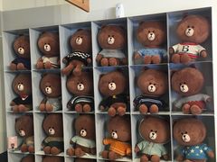 -LINE FRIENDS Garosu-gil Flagship Store