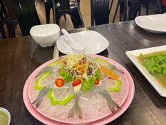 -J Daeng Seafood