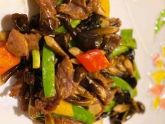 鲜鸡松茸炒牛肉-香云轩·顺德菜(香云纱园林酒店店)