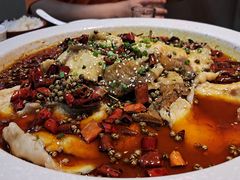 -江渔儿酸菜鱼·拔草餐厅(虎门君乐汇店)