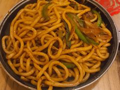 黑椒炒乌冬面-锅儿挑面馆