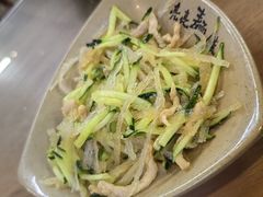 -亮亮面馆(经六路店)