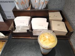 -喜茶(北京华贸购物中心店)