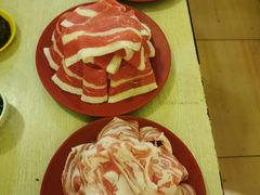 -洞庭洲·防空洞火锅·烧烤·铜锅涮肉(新百广场店)